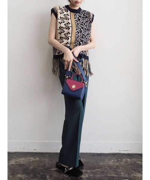 EVRIS（エヴリス）の「バイカラーミニショルダーバッグ（ショルダーバッグ・レディース・ブラック/イエロー/ブルー・FREE）」の10枚目の写真