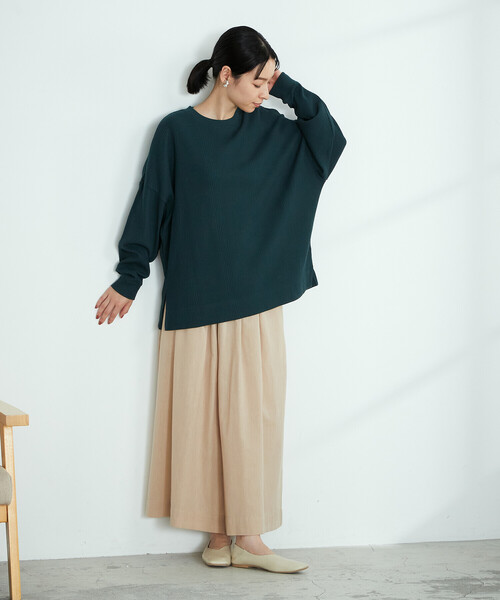 ONIGIRI(オニギリ)の「変形ワッフル ビッグプルオーバー(Tシャツ/カットソー・レディース・ベージュ/ブラウン/オフホワイト/グリーン・FREE)」の11枚目の写真