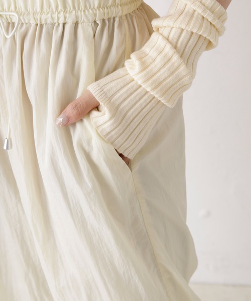 Kastane（カスタネ）の「裾ドロストナイロンパンツ（カーゴパンツ・レディース・アイボリー/ブラック/カーキ・FREE）」の10枚目の写真