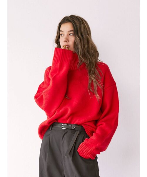 Ungrid（アングリッド）の「ハイネックボリュームカラーニット（ニット/セーター・レディース・レッド/ピンク/ブルー/アイボリー・FREE）」の17枚目の写真