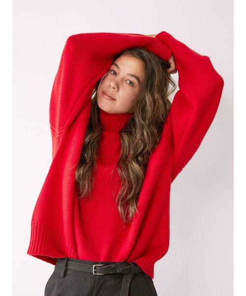 Ungrid（アングリッド）の「ハイネックボリュームカラーニット（ニット/セーター・レディース・レッド/ピンク/ブルー/アイボリー・FREE）」の18枚目の写真