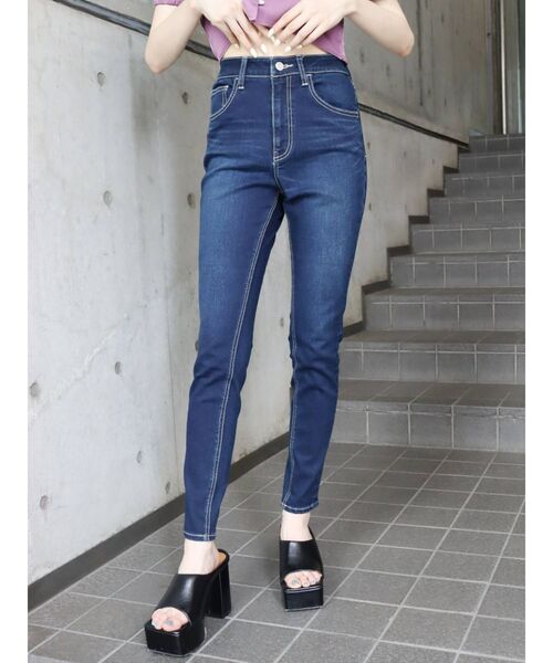 EVRIS(エヴリス)の「ストレッチスキニーデニムパンツ(デニムパンツ・レディース・ライトブルー/ブラック/ブルー・X-SMALL/SMALL/MEDIUM)」の4枚目の写真