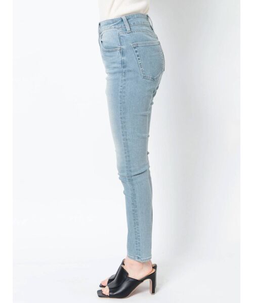 EVRIS(エヴリス)の「ストレッチスキニーデニムパンツ(デニムパンツ・レディース・ライトブルー/ブラック/ブルー・X-SMALL/SMALL/MEDIUM)」の18枚目の写真