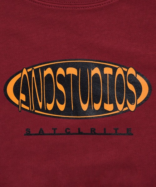 ANDSTUDIOS（アンドステュディオス）の「ANDSTUDIOS（アンドステュディオス）ELLIPSE LOGO クルーネック ビッグシルエット スウェット トレーナー（スウェット・レディース・ブラック/クリーム/ワインレッド/パープル/グリーン/グレー/カーキ・ONE SIZE）」の8枚目の写真