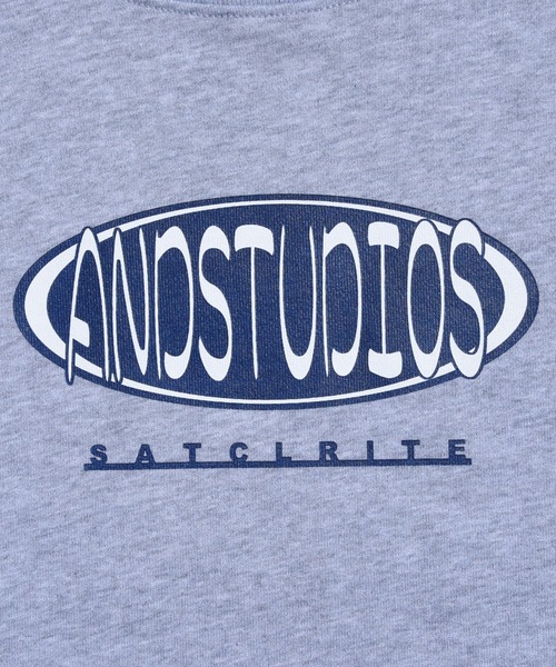 ANDSTUDIOS（アンドステュディオス）の「ANDSTUDIOS（アンドステュディオス）ELLIPSE LOGO クルーネック ビッグシルエット スウェット トレーナー（スウェット・レディース・ブラック/クリーム/ワインレッド/パープル/グリーン/グレー/カーキ・ONE SIZE）」の12枚目の写真