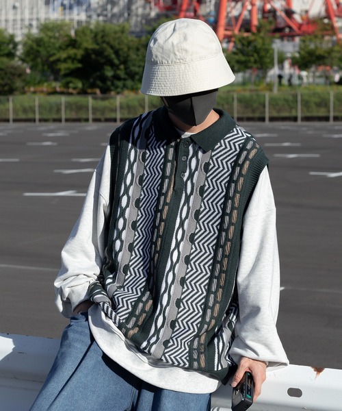 Perushu（ペルーシュ）の「クレイジーレトロニットポロベスト（ベスト・メンズ・ベージュ/グリーン/ボルドー・MEDIUM/LARGE）」の3枚目の写真