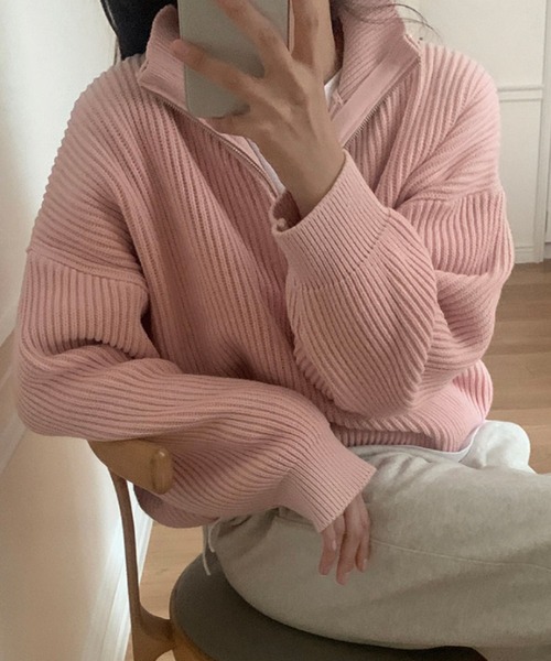 DAY CLOSET（デイ クローゼット）の「【2WAY可能/ハイネックorハーフジップ】長袖ノームコアドロップショルダーリブニットセーター 秋冬 レディース（ニット/セーター・レディース・クリーム/ネイビー/ピンク・ONE SIZE）」の9枚目の写真