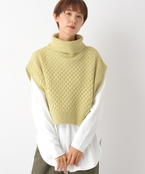 LEPSIM(レプシィム)の「5ゲージケーブルハイネックベスト 169191(ベスト・レディース・グレー/イエロー/ブルー/アイボリー・FREE)」の4枚目の写真