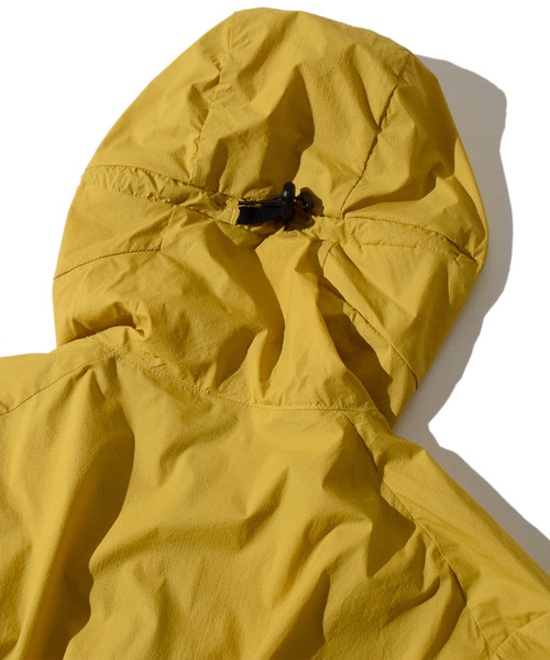 ELDORESO(エルドレッソ)の「Tergat Packable Jacket / テルガトパッカブルジャケット(ナイロンジャケット・メンズ・ブラック/レッド・SMALL/MEDIUM/LARGE/X-SMALL)」の19枚目の写真