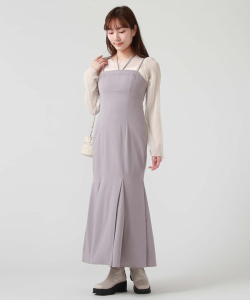 archives（アルシーヴ）の「ホルターマーメイドキャミワンピース（ワンピース・レディース・アイボリー/ブラック/グレイッシュベージュ・MEDIUM）」の20枚目の写真