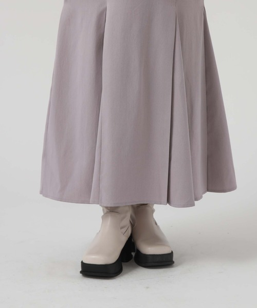 archives（アルシーヴ）の「ホルターマーメイドキャミワンピース（ワンピース・レディース・アイボリー/ブラック/グレイッシュベージュ・MEDIUM）」の14枚目の写真