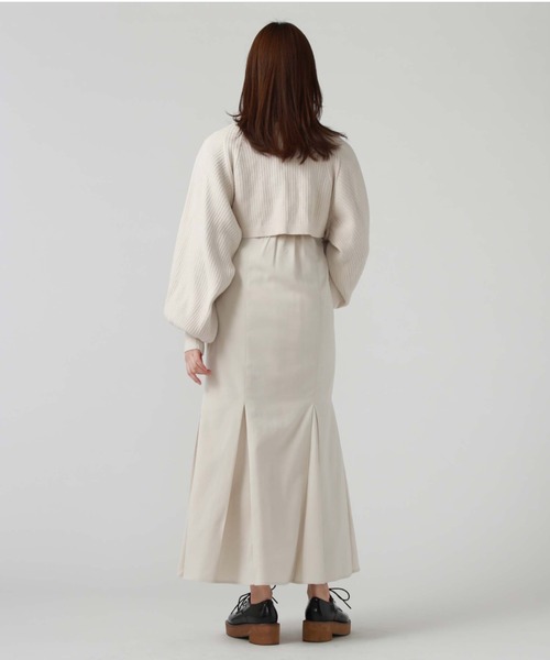 archives（アルシーヴ）の「ホルターマーメイドキャミワンピース（ワンピース・レディース・アイボリー/ブラック/グレイッシュベージュ・MEDIUM）」の21枚目の写真