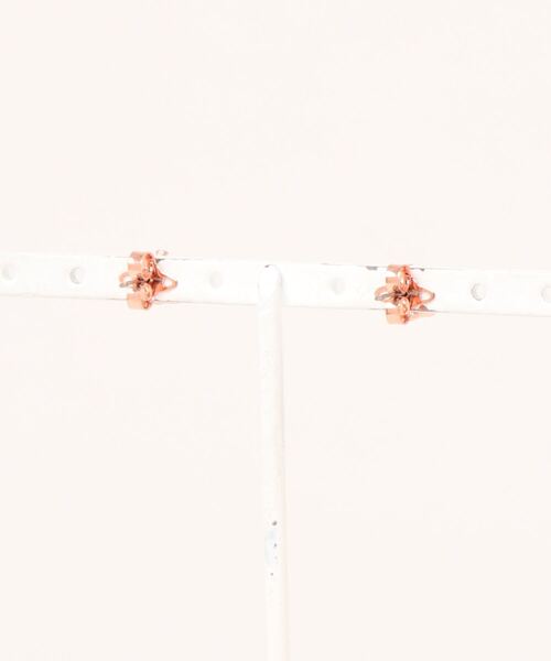 Vivienne Westwood(ヴィヴィアンウエストウッド)の「62010014/LORELEI STUD EARRINGS-IMAJ(ピアス(両耳用)・レディース・ゴールド/ピンク/ブラック/シルバー・FREE)」の5枚目の写真
