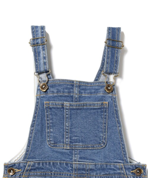 B:MING by BEAMS（ビーミングバイビームス）の「B:MING by BEAMS / リサイクルデニム フレア サロペット（80～140cm）（サロペット/オーバーオール・キッズ・ライトインディゴブルー/インディゴブルー・80/90/100/110/120/130/140）」の8枚目の写真