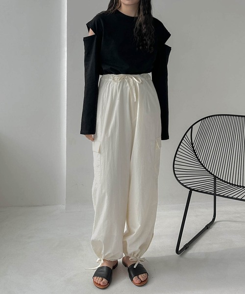 hellam(へラム)の「ナイロンカーゴパンツ(カーゴパンツ・レディース・アイボリー/パープル/カーキ/ブラック・FREE)」の14枚目の写真