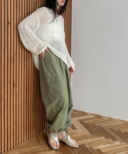 hellam(へラム)の「ナイロンカーゴパンツ(カーゴパンツ・レディース・アイボリー/パープル/カーキ/ブラック・FREE)」の22枚目の写真