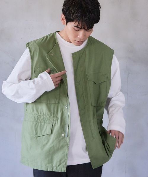 LOWRYS FARM（ローリーズファーム）の「ミリタリーノーカラーベスト　178066（ベスト・メンズ・オフホワイト/カーキ・MEDIUM/LARGE）」の11枚目の写真