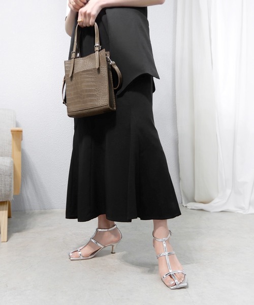 minia（ミニア）の「Tストラップナローサンダル（サンダル・レディース・ブラック/アイボリー/シルバー/カーキ/ブラウン・LL/S/M/L）」の14枚目の写真