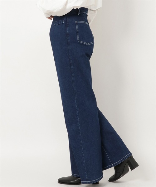 REDYAZEL（レディアゼル）の「デニムタックフレアパンツ（デニムパンツ・レディース・ネイビー/ブルー・SMALL/MEDIUM）」の15枚目の写真