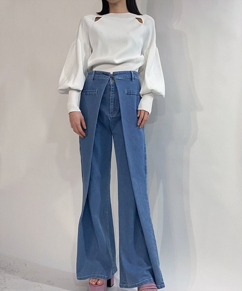 REDYAZEL（レディアゼル）の「デニムタックフレアパンツ（デニムパンツ・レディース・ネイビー/ブルー・SMALL/MEDIUM）」の22枚目の写真