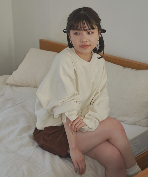 GIUNON（ジウノン）の「slit cuffs sweatshirts / スリットカフススウェット（スウェット・レディース・アイボリー/グレー/ブラック・FREE）」の8枚目の写真