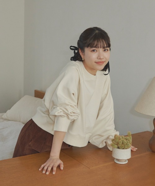 GIUNON（ジウノン）の「slit cuffs sweatshirts / スリットカフススウェット（スウェット・レディース・アイボリー/グレー/ブラック・FREE）」の16枚目の写真