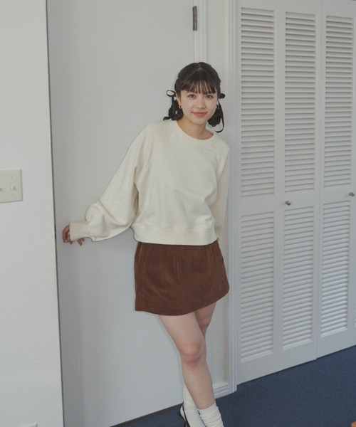 GIUNON（ジウノン）の「slit cuffs sweatshirts / スリットカフススウェット（スウェット・レディース・アイボリー/グレー/ブラック・FREE）」の4枚目の写真