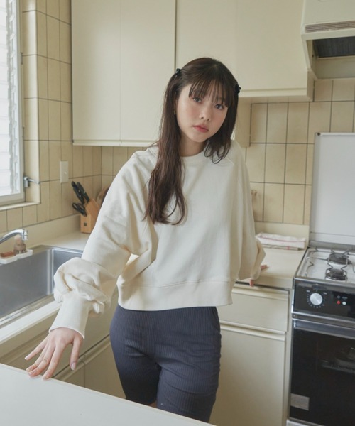 GIUNON（ジウノン）の「slit cuffs sweatshirts / スリットカフススウェット（スウェット・レディース・アイボリー/グレー/ブラック・FREE）」の5枚目の写真