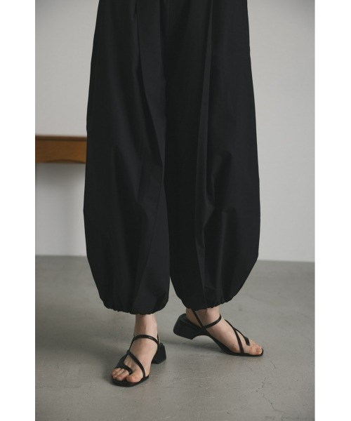 STYLEMIXER（スタイルミキサー）の「バルーンタックパンツ（その他パンツ・レディース・ホワイト/ブラック・SMALL/MEDIUM）」の17枚目の写真
