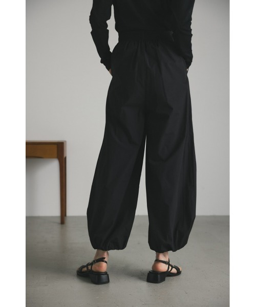 STYLEMIXER（スタイルミキサー）の「バルーンタックパンツ