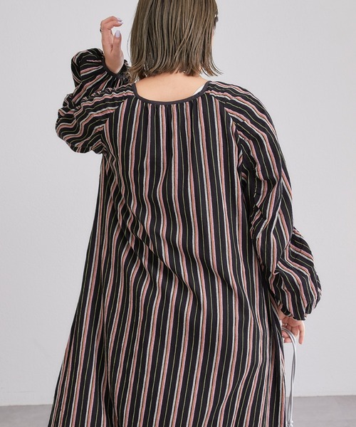 CIAOPANIC TYPY（チャオパニックティピー）の「ストライプ袖ギャザーワンピース（ワンピース・レディース・グリーン/アイボリー/ブラック・ONE SIZE）」の21枚目の写真