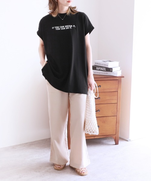 reca（レカ）の「フレンチスリーブロゴTシャツ（Tシャツ/カットソー・レディース・ブラック/オフホワイト/グレイッシュベージュ・FREE）」の9枚目の写真