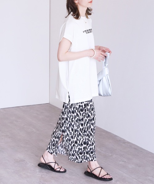 reca（レカ）の「フレンチスリーブロゴTシャツ（Tシャツ/カットソー・レディース・ブラック/オフホワイト/グレイッシュベージュ・FREE）」の20枚目の写真