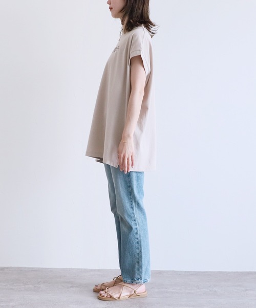 reca（レカ）の「フレンチスリーブロゴTシャツ（Tシャツ/カットソー・レディース・ブラック/オフホワイト/グレイッシュベージュ・FREE）」の22枚目の写真