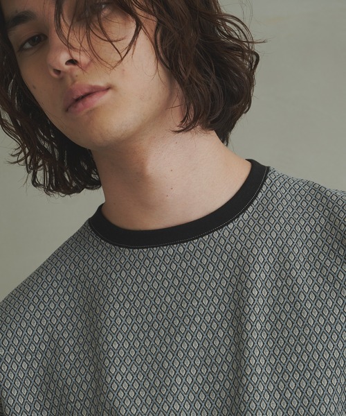 Revo.(レボ)の「Revo. オーバーサイズ ダイヤ柄ジャガード リブ配色 ルーズT(Tシャツ/カットソー・メンズ・ブラック/ブルー/ネイビー・1/2)」の17枚目の写真