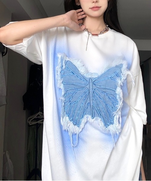 DIAVEL(ディアベル)の「綿100% ユニセックス ビッグバタフライ刺繍パッチビッグ半袖Tシャツ(Tシャツ/カットソー・レディース・ホワイト/ブラック・M)」の9枚目の写真