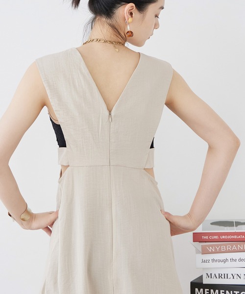 Fashion Letter（ファッションレター）の「リネンタッチ カッティング ジャンパースカート（ワンピース・レディース・アイボリー/チャコールグレー/カーキ/ブラック・M）」の12枚目の写真