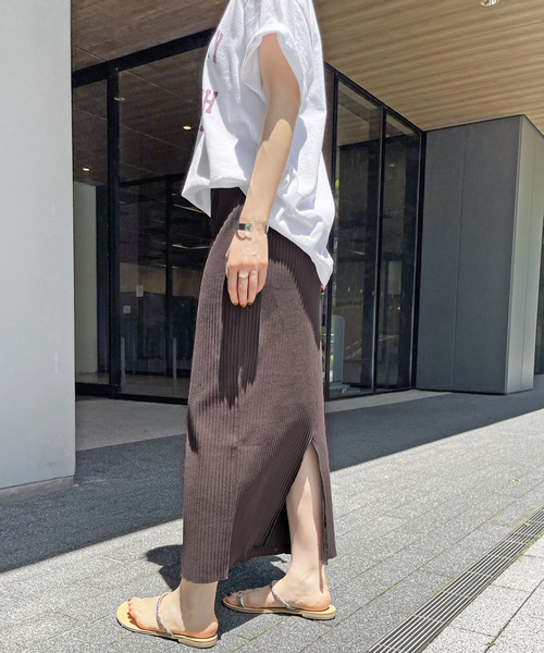 Spick & Span（スピックアンドスパン）の「リブカットタイト