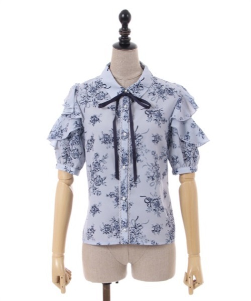 axes femme POETIQUE(アクシーズファムポエティック)の「フラワープリント肩あきブラウス(シャツ/ブラウス・レディース・キナリ/ブルー/ブラック・MEDIUM)」の12枚目の写真