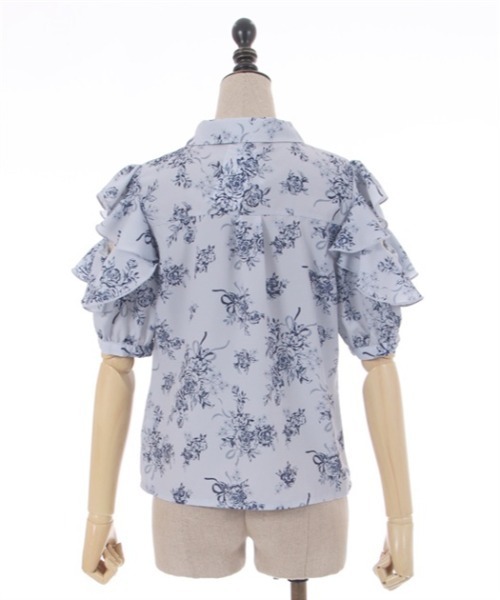 axes femme POETIQUE(アクシーズファムポエティック)の「フラワープリント肩あきブラウス(シャツ/ブラウス・レディース・キナリ/ブルー/ブラック・MEDIUM)」の14枚目の写真