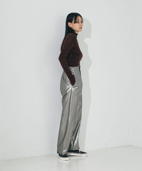 NOMINE(ノミネ)の「【miry dcera】ベロアシースルーボトルネックカットソー(Tシャツ/カットソー・レディース・ブラック/ブラウン・フリー)」の17枚目の写真