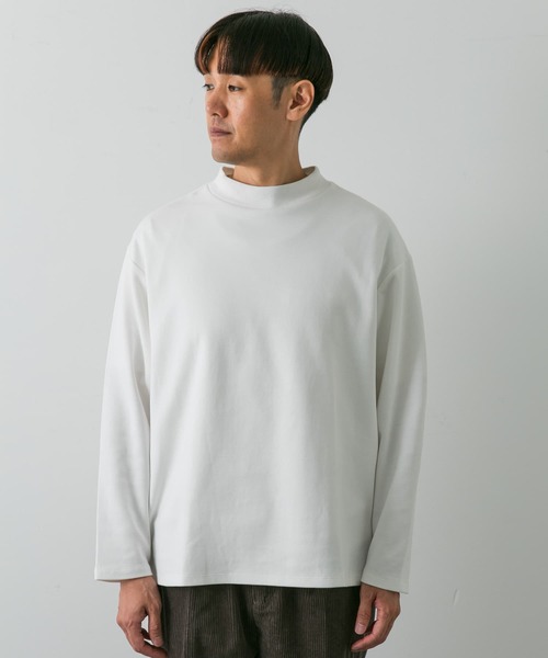 URBAN RESEARCH DOORS（アーバンリサーチドアーズ）の「『安井達郎×DOORS』モックネックロングスリーブTシャツ（Tシャツ/カットソー・メンズ・ホワイト/ネイビー・MEDIUM/LARGE）」の21枚目の写真
