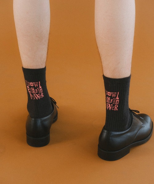 WHIMSIC(ウィムジック)の「【UNISEX】ヒールロゴソックス(ソックス/靴下・メンズ・グレー/オリーブ/チャコールグレー・FREE)」の1枚目の写真
