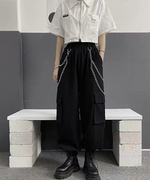 .KOM(ドットコム)の「『.KOM/ドットケーオーエム』チェーン付きカーゴパンツ【Y】【CN】(カーゴパンツ・メンズ・ブラック・FREE)」の7枚目の写真