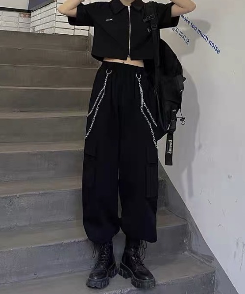 .KOM(ドットコム)の「『.KOM/ドットケーオーエム』チェーン付きカーゴパンツ【Y】【CN】(カーゴパンツ・メンズ・ブラック・FREE)」の9枚目の写真