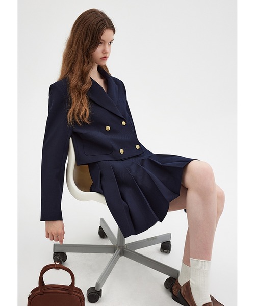 Fano Studios（ファノ ストゥディオズ）の「テーラードダブルブレスト