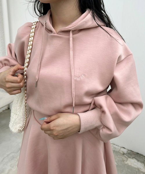 LIMMSE(リムズ)の「【LIMMSE】パーカー×フレアミニスカートセットアップ(セットアップ・レディース・ホワイト/ピンク/サックスブルー/グレー・FREE)」の16枚目の写真
