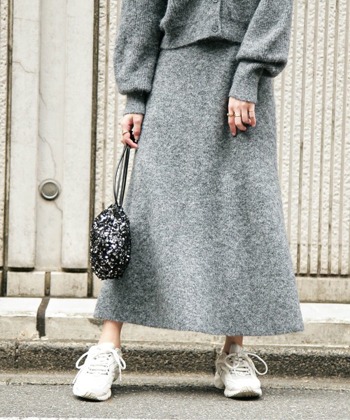 FREE'S MART(フリーズマート)の「◆<セットアップ対応>ヘアリーニットスカート(スカート・レディース・ベージュ/ピンク/グレー・SMALL/MEDIUM)」の5枚目の写真