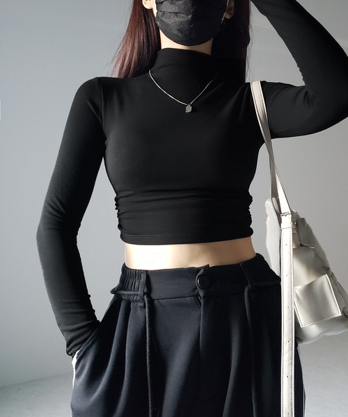 me+em select(ミームセレクト)の「SNSで話題!【 カップ付き / 裏起毛 】プチハイネックシャーリングショートカットソートップス(Tシャツ/カットソー・レディース・グレー/アイボリー/ブラック/ブラウン/ホワイト・FREE)」の19枚目の写真