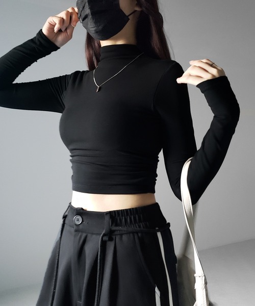 me+em select(ミームセレクト)の「SNSで話題!【 カップ付き / 裏起毛 】プチハイネックシャーリングショートカットソートップス(Tシャツ/カットソー・レディース・グレー/アイボリー/ブラック/ブラウン/ホワイト・FREE)」の21枚目の写真